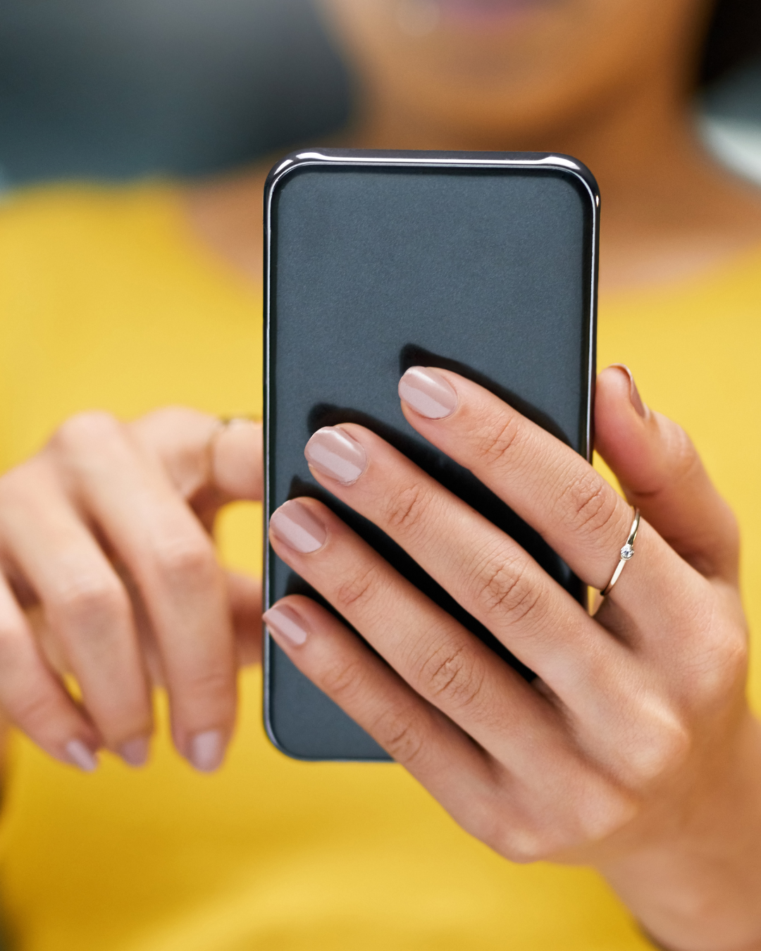 Instagram + TikTok Launch Plan for a Shopify Brand in the UAE (30 Days)